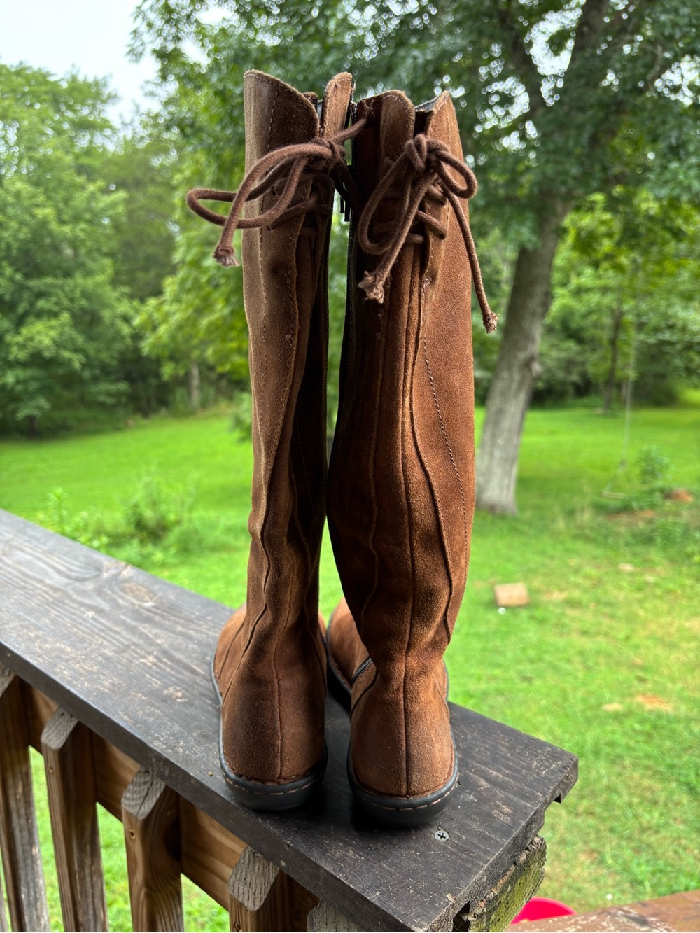Born Women’s 7 M Brown Leather Tall Riding Boots Side Zip Lace Back Boho RenFair - Picture 5 of 14